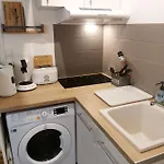 L'intimiste A Lo - Atypique - Duplex Prive Equipe - Gare - Centre - Parking Gratuit - Entree Autonome - En Mezzanine - Wifi - Netflix - Lave-linge *