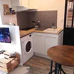 L'intimiste A Lo - Atypique - Duplex Prive Equipe - Gare - Centre - Parking Gratuit - Entree Autonome - En Mezzanine - Wifi - Netflix - Lave-linge شقة *