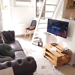 L'intimiste A Lo - Atypique - Duplex Prive Equipe - Gare - Centre - Parking Gratuit - Entree Autonome - En Mezzanine - Wifi - Netflix - Lave-linge شقة